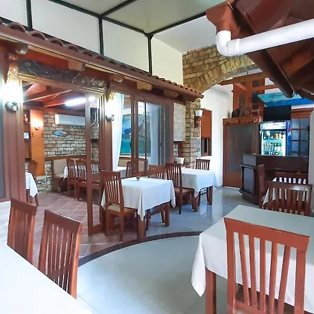 Korani Bed and Breakfast Τίρανα