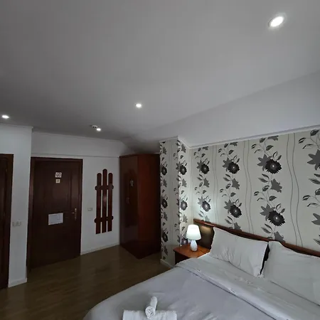Korani Bed and breakfast 3*