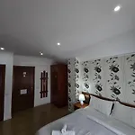 Korani Oda ve Kahvaltı 3*